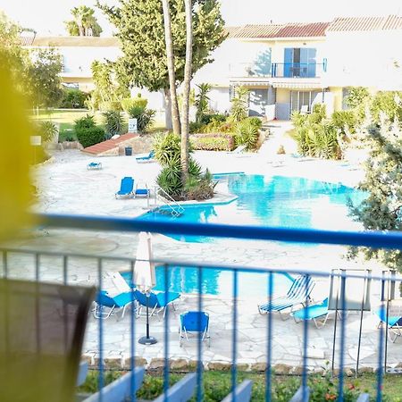 Holiday Apartment Walking Distance To The Sea Пафос Экстерьер фото